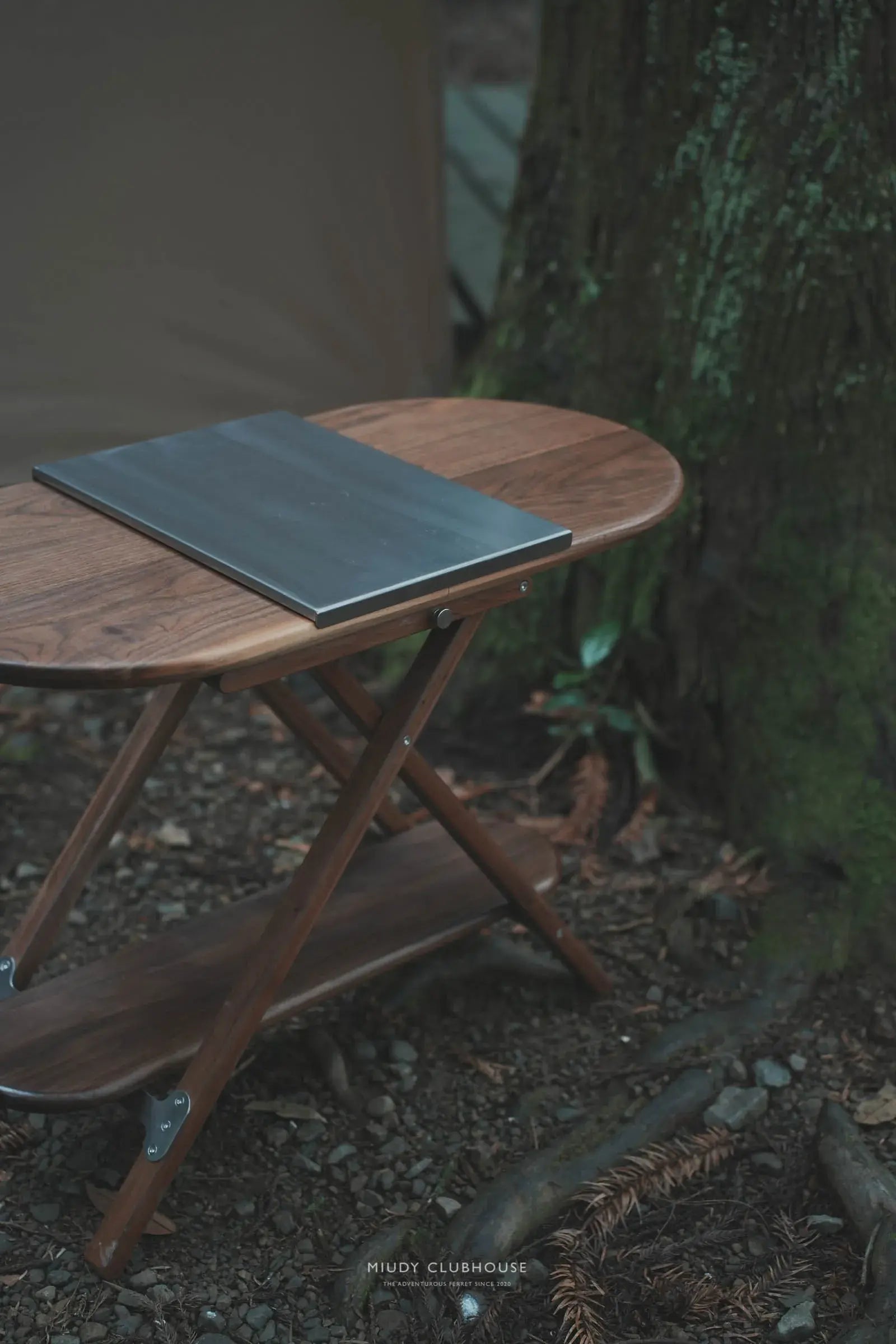 H30/H50 Oval Side Tables