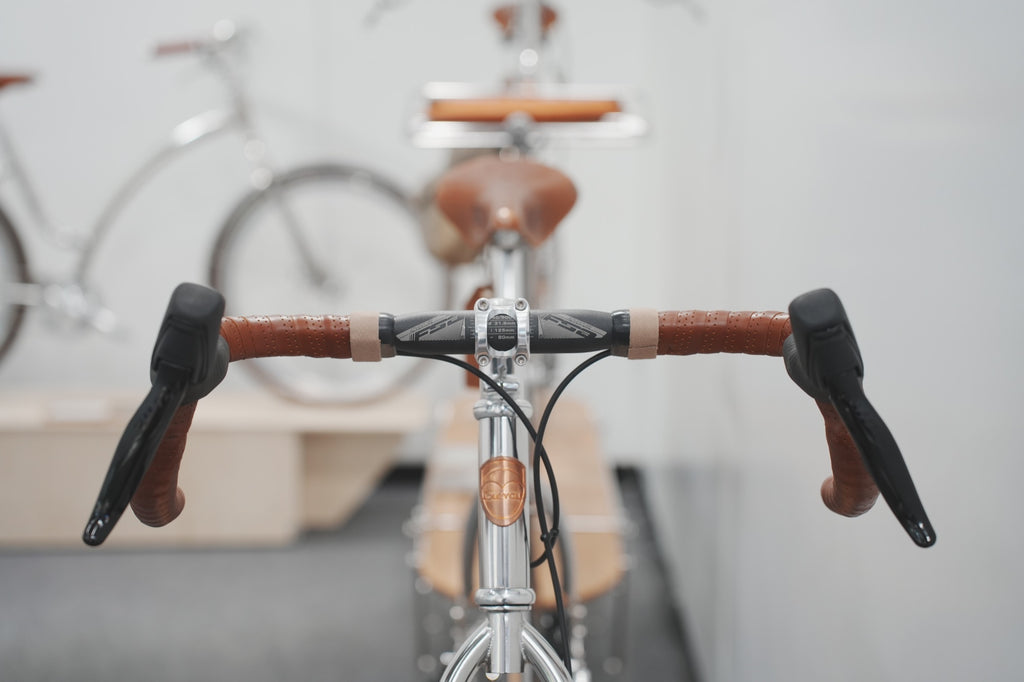 AOI GRAVEL – SRAM Rival 12A