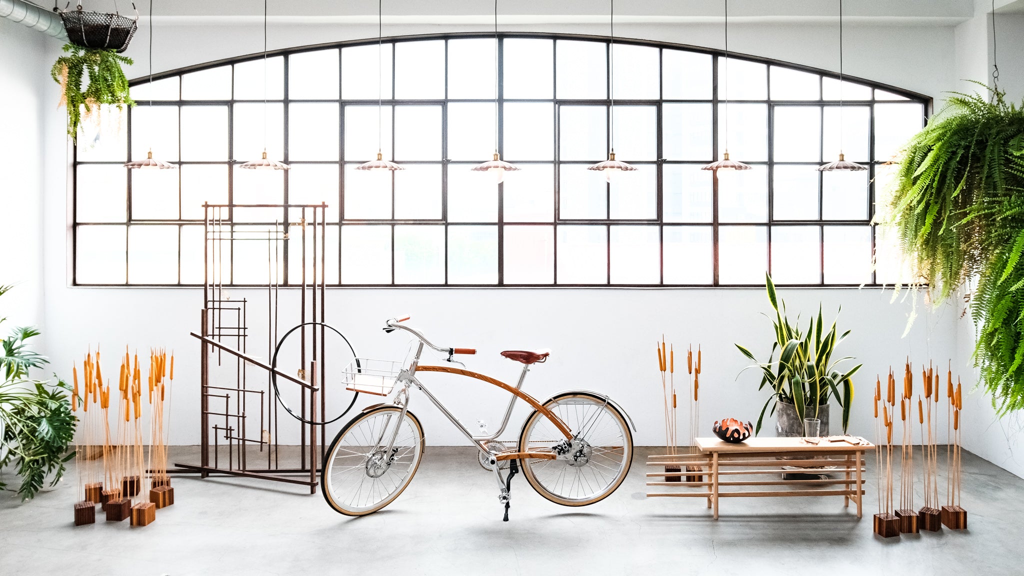 AOI.CYCLE workshop interior with bicycle