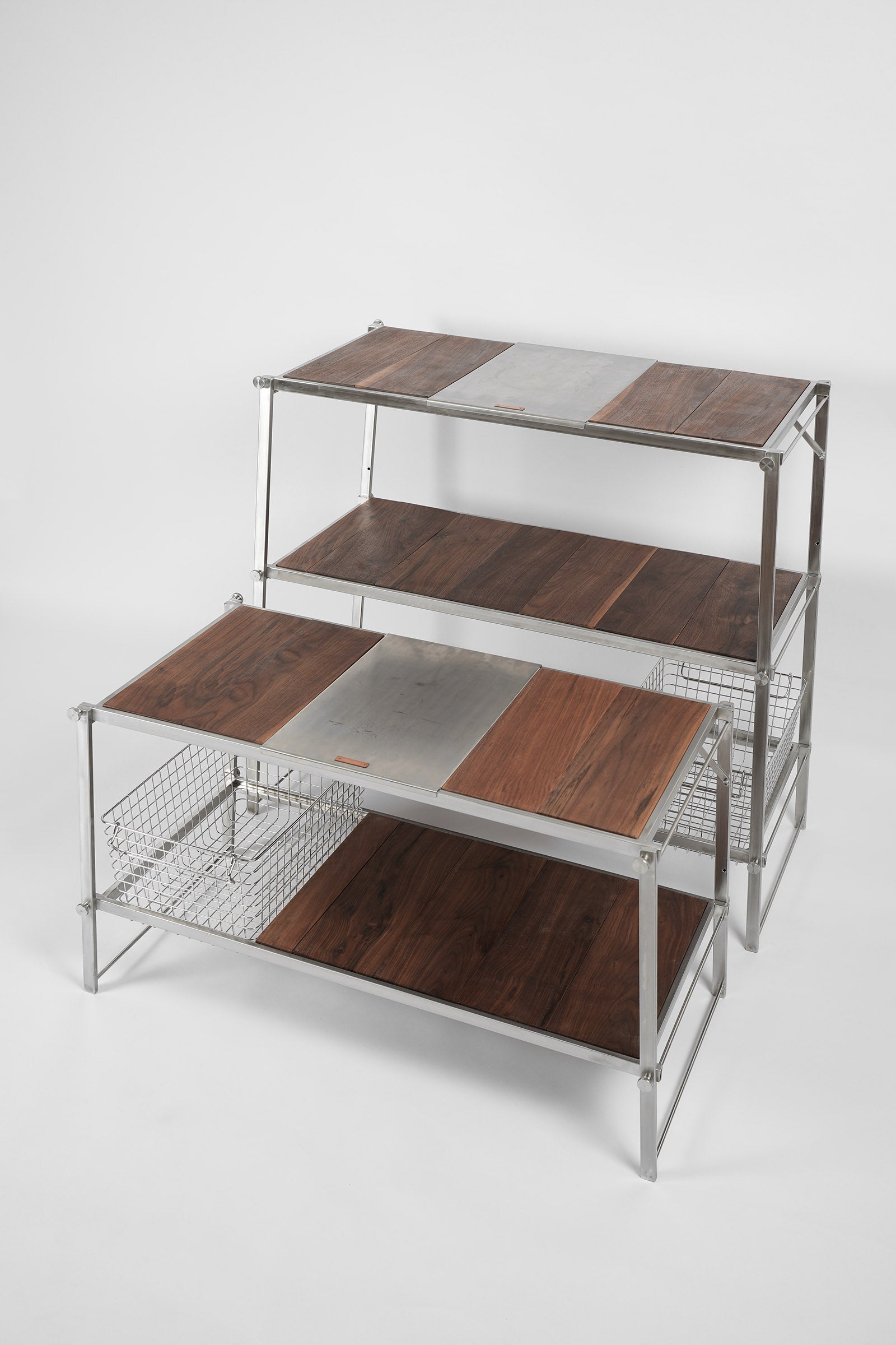 AOI.LIVING Stainless Steel Racks - Walnut