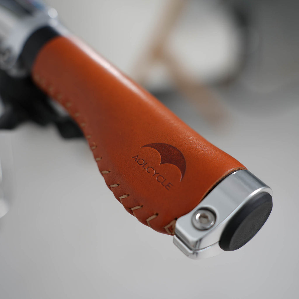 AOI.CYCLE Leather Grips