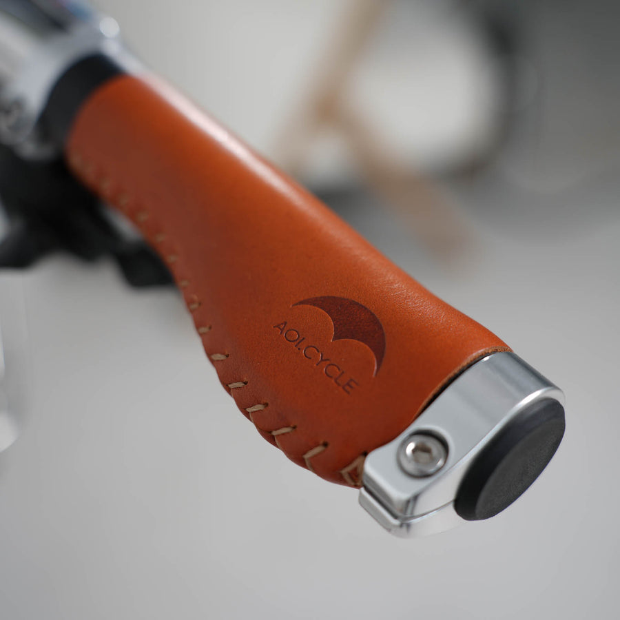 AOI.CYCLE Leather Grips