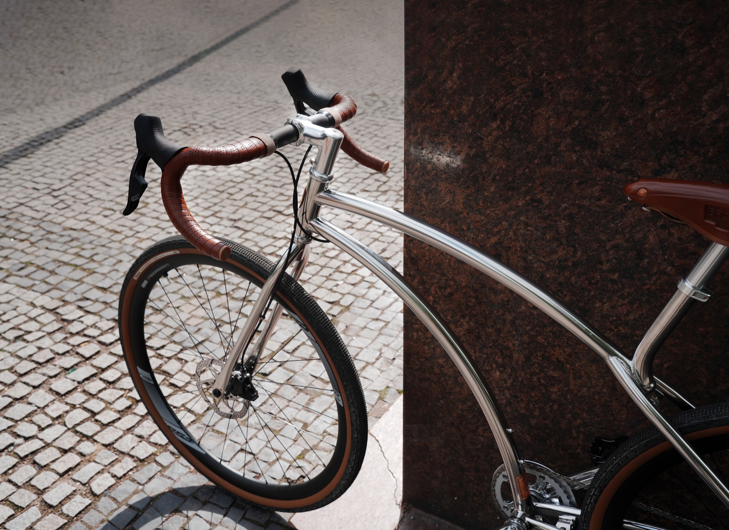 AOI.CYCLE handcrafted bicycle